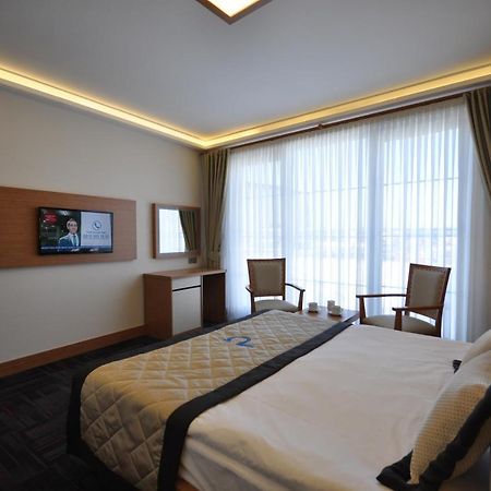 Double Comfort Hotel Ankara Exterior photo